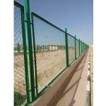 شبك تسوير حديد    مقاس 3×15 متر سماكة 3.5 مم حجم الفتحة 50×50 مم