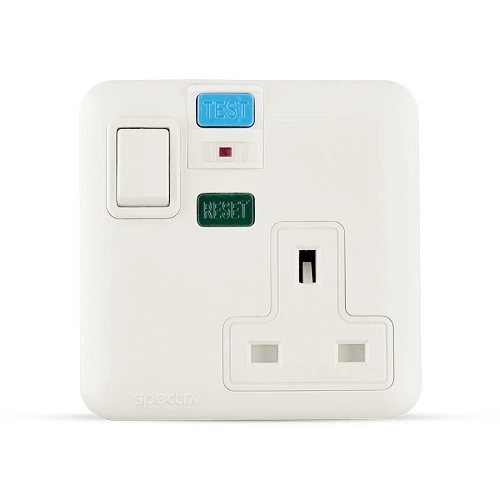 فيش RCD مفرد بمفتاح ثنائي القطب 13 امبير، ابيض، 7×7 سم، SAK111 | سبكترا