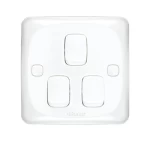 مفتاح كهرباء ثلاثى 10 امبير ميرا الفنار مقاس 7×7 سم اللون ابيض 